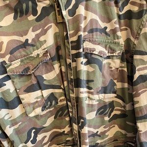 Men’s camo light jacket